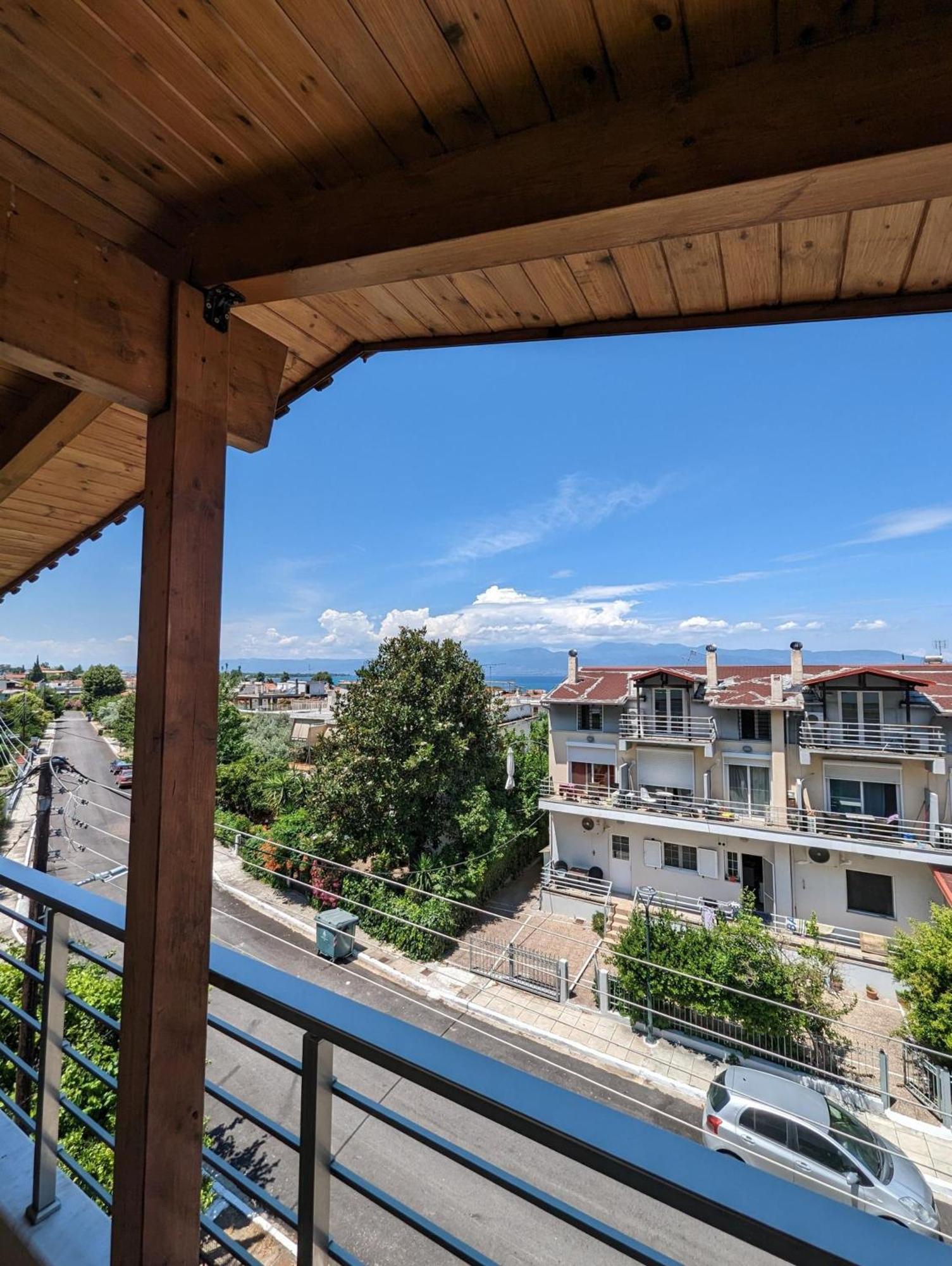 Samaras Apartments In Kamena Vourla Buitenkant foto